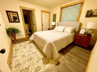 New cozy 2Br/2Bath cabin near Mount Rainier!!!!