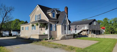 Charming 1-bedroom house in enjoyable Bardstown with AC, WiFi