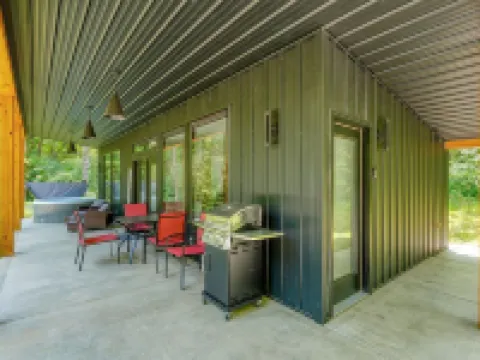 Love Shack at Trickle Creek at Hocking Hills 馬裏恩酒店