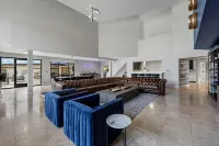 La Gruta: A Serene Desert Hideaway with Pool, Pickleball & Mountain Views