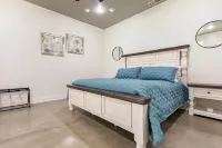 Spacious-Gourmet Kitchen-Sauna-Luxe King Bed-Nespresso-Ping Pong-Arcade