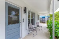 Private Home w/ Pool 10 min from Delray Hotels in Boynton Beach