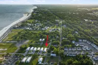 Beach Oasis 5-bedroom Single-Level Family Home within walking distance to Beach - مطابخ