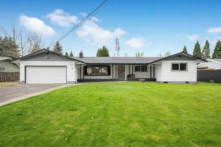 Spacious 4-bedroom single level home in Beaverton close to Intel/Nike/Golf