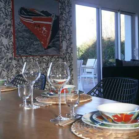 West cape; 100m beach; Batz island view;jacuzzi;wifi.