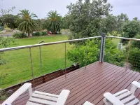 2 Story Townhouse near beach 세인트 레오나드 호텔