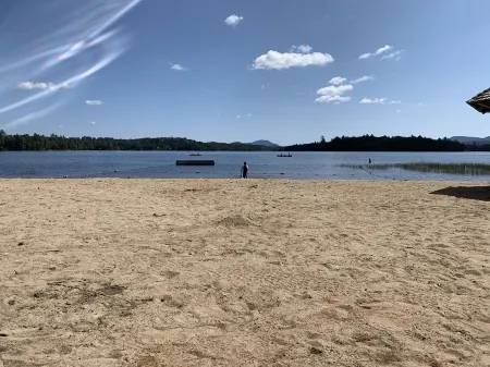 Cozy Adirondack cottage with Beach access on scenic Raquette Lake, NY.