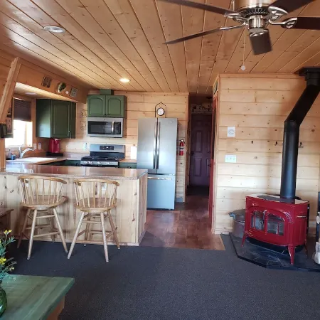 Charming Lakeview Cabin at Panguitch Lake