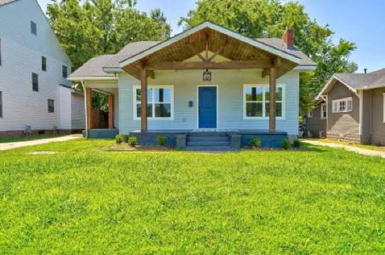 Oasis Off Cherry St.