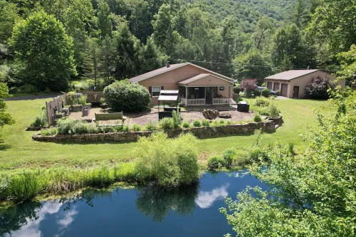 Private 2 Bedroom located in the heart of the PA Wilds & Dark Skies viewing area