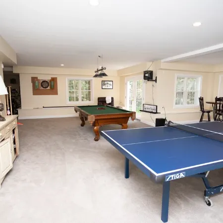 Magnificent Six Bedroom Ogunquit Estate - Pet Friendly!