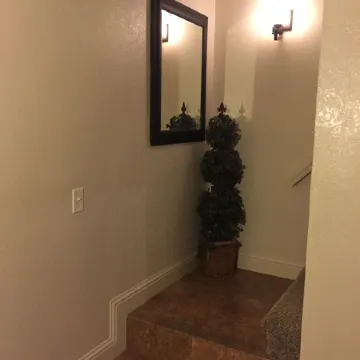 Entire Fresno/Clovis 2 bedroom bungalow