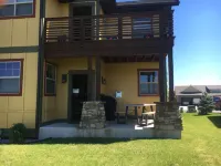 Large Bozeman Home In The Heart Of All That Yellowstone Country Has To Offer. のホテル