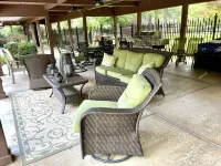 The Courtyard Suite, Pool is Open May to August