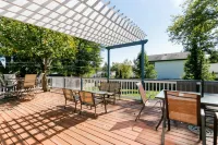 Fantastic Vacation Rental in Lake Como, Sleeps 8-12