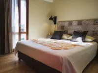 La Maison Du Lac Iseo - apt B Các khách sạn ở Predore
