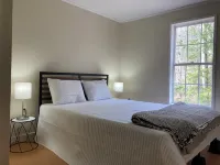 Belgrade Lakes Cottage w/ Long Pond beach access close to Augusta, Colby College