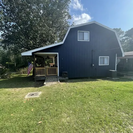 Lakeside Cottage, Water Access + Pet Friendly with Additional Fee