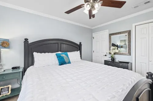 Next to Silver Dollar City, King Master, 2BR 2BA, Full Size Kitchen, 20ft Patio