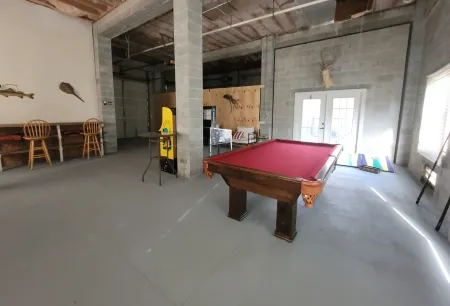 Waterfront home great for family gatherings or weekend getaways! Pet-friendly