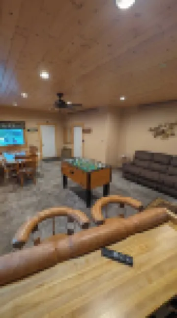 Hilltop Hideaway- Cozy updated waterfront retreat on Tiger Cat Chain of Lakes