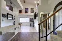 Scottsdale Kierland Compound w/ Large Hot Tub!