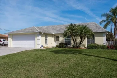 Private Home in desirable Gulf Harbors neighborhood