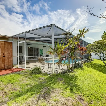 New! Lush Villa w/ Pool and King Bed Sleeps 10..