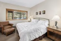 Condo in Snowmass Village Hotels in Snowmass Village