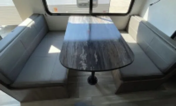 LUXURY CAMPING IN THE HEART OF THE MAINE LAKES REGION MINUTES TO NAPLES CAUSEWAY Hotels in Casco