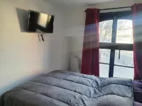 Firas Appartement Hôtels à proximité de : Stade du Hainaut