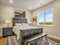 Views in Every Direction, Adjoins Golf, Minutes to Miles of Bike & Hiking Trails Hotels in Fruita