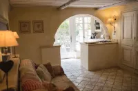 Mas Dagan, vacation apartments in Saint Remy to dream away on a romantic estate
