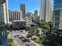 Waikiki Condo high walk score, 2 Bdrms w/doors, pullout sofa