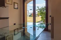 "La Picchiera" 2-room apartment with kitchen and garden, surrounded by vineyards 拉莫拉住宿飯店