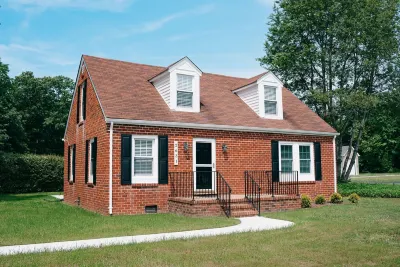 Renovated 3BR home across from Williamsburg Winery with great outdoor space! Hotels near Jamestown