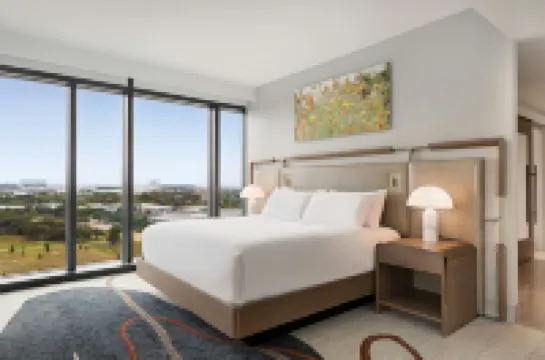 Hall Park Hotel, Autograph Collection