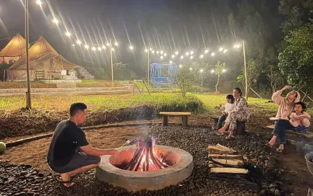 Citrushill Family Glamping Dan Villa Syariah Kebun Lemon