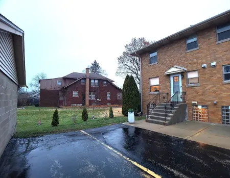 Luxury Cozy Stay-Near Six Flags, Navy Base Отели рядом с достопримечательностью «Logger's Run»