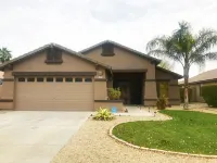 Chandler Home 4 Bdrms. Heated Private pool…+ at No Additional Charge Отели рядом с достопримечательностью «Ригс Маркетплас»