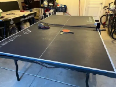 Magnificent Creater Road Retreat with 6 bedrooms and 3 bathroom on 1.2 acres.