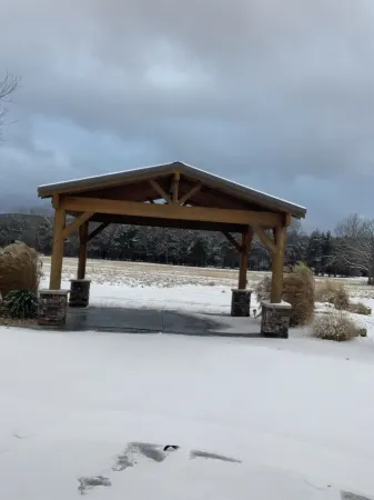 Bluebird Meadows with In-ground Pool and Hot Tub! 125 ACRES TO EXPLORE