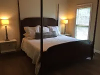 Beautiful Lake Martin 5 br—Great Central Location