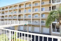 Updated Ocean Park Condo-4 Min Walk to Beach--Open May 17-22, June 8-13, 20-27.