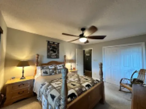 Blowing Rock NC Large Cabin - Sleeps 14Appalachian Ski Mountain