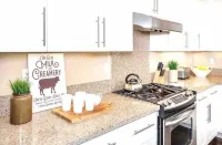 Resort-style Luxury 3 Bed 3.5 Bath Townhouse Disneyland Sanitized Hotels in Tustin