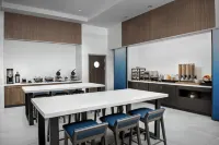 希爾頓花園酒店弗洛倫斯辛辛那提機場南 - 早餐