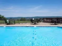 Hampton Inn Hazleton - Swimmingpools