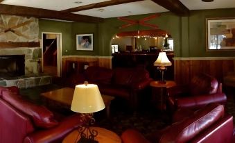 The Upper Pass Lodge