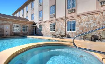 Holiday Inn Express & Suites Trinidad